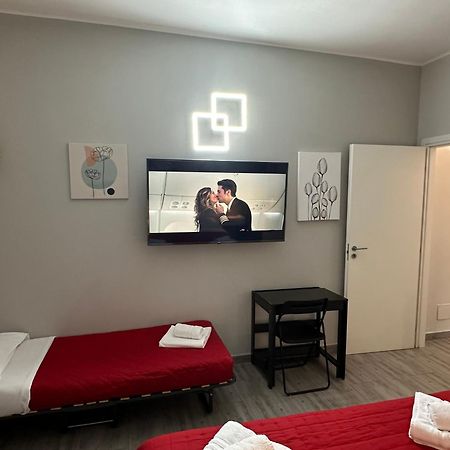Locazione Turistica Girasole Bed and Breakfast Verona Eksteriør billede