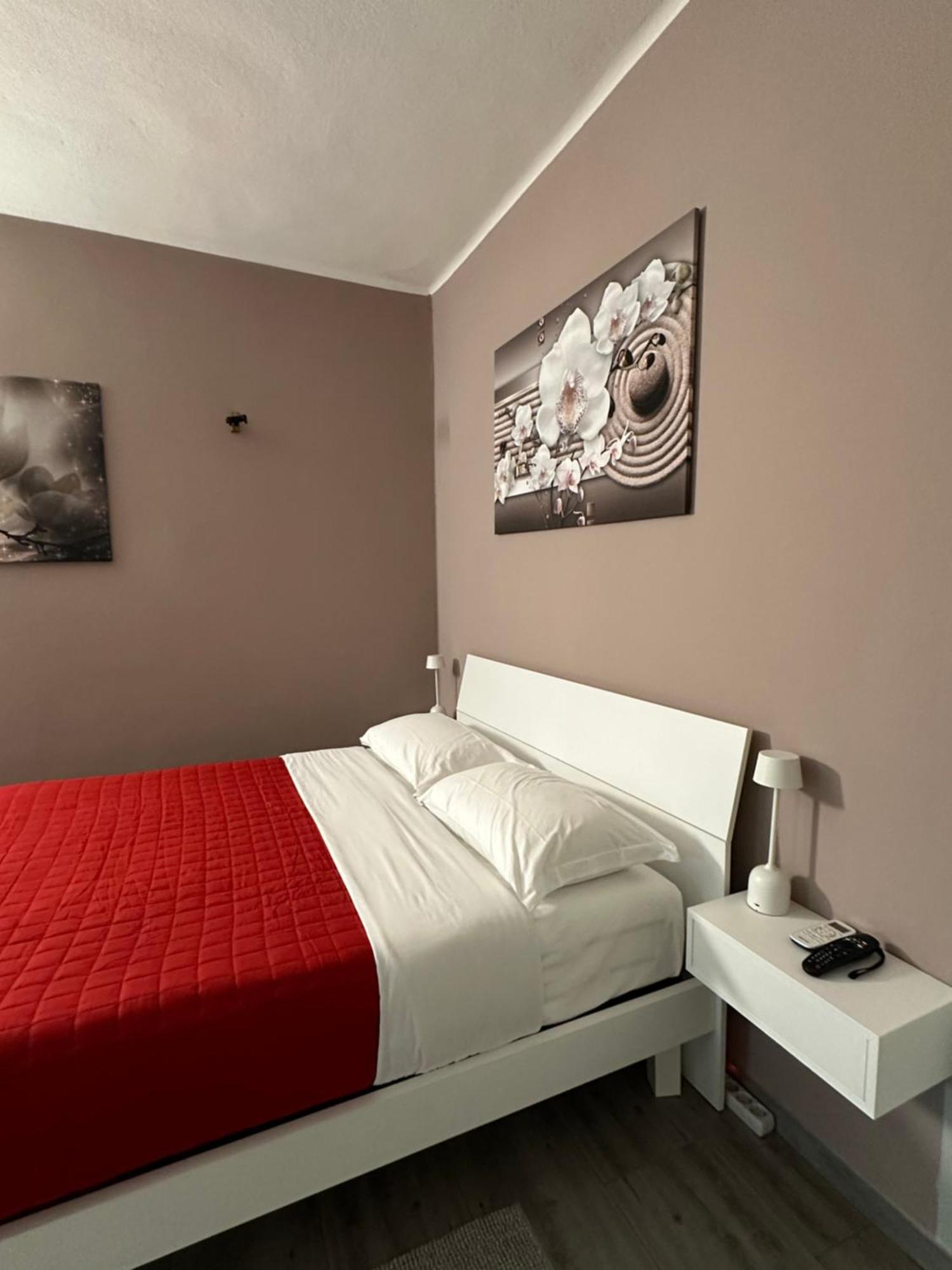 Locazione Turistica Girasole Bed and Breakfast Verona Eksteriør billede