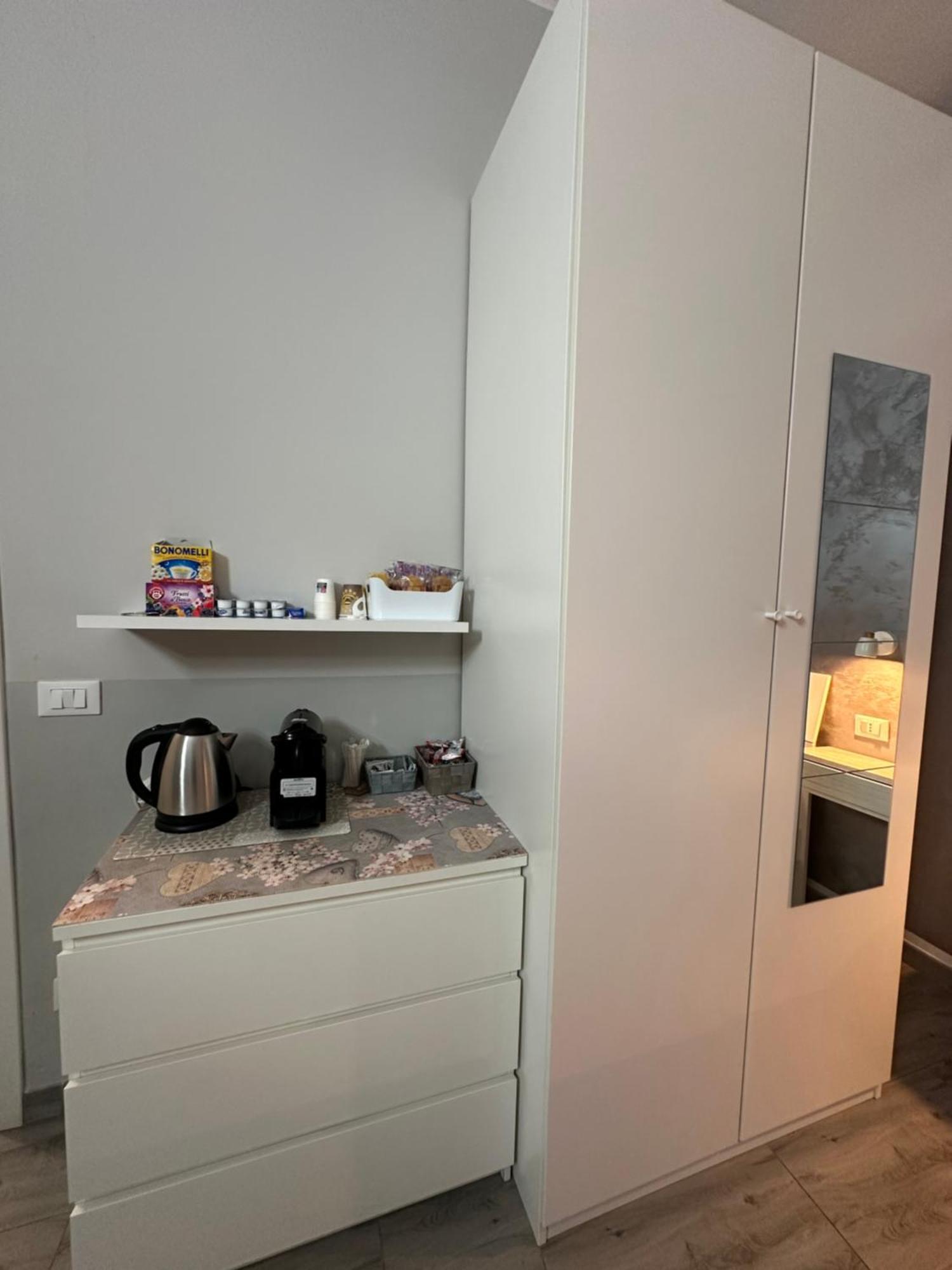 Locazione Turistica Girasole Bed and Breakfast Verona Eksteriør billede